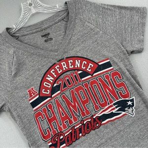New England Patriots 2011 Conference Champions Reebok T Shirt Womens XL V-Neck